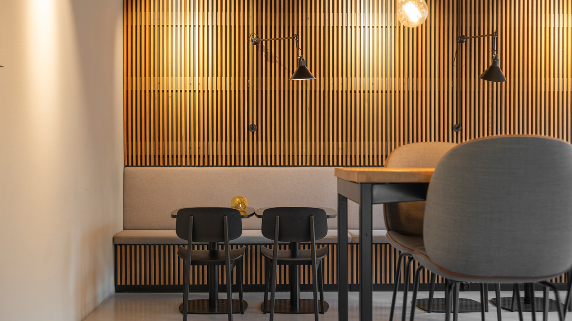 Bistroen på Frydenlundsvej 30, loungemedlemskab, 2950 Vedbæk | Billede til print