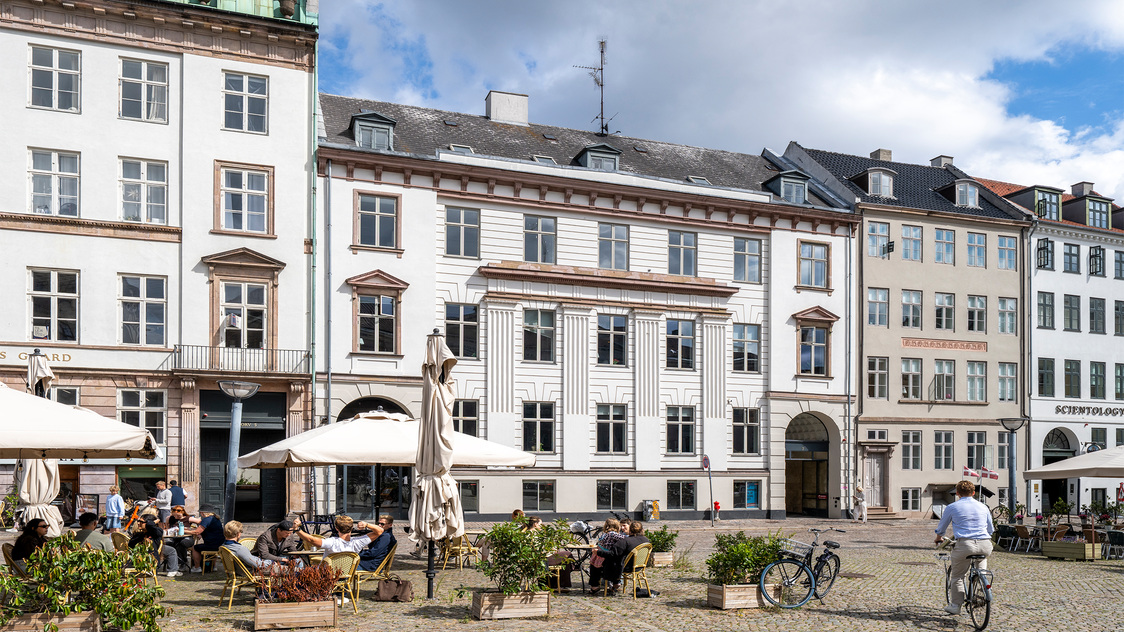 Facaden til boligen på Nytorv 7B, 4. & 5. sal, 1450 København K | Billede til print