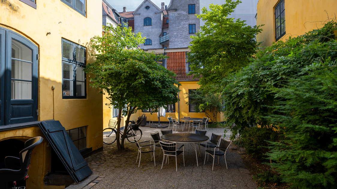 Gård til kontor på Store Kongensgade 81C, 1264 København K | Billede til print