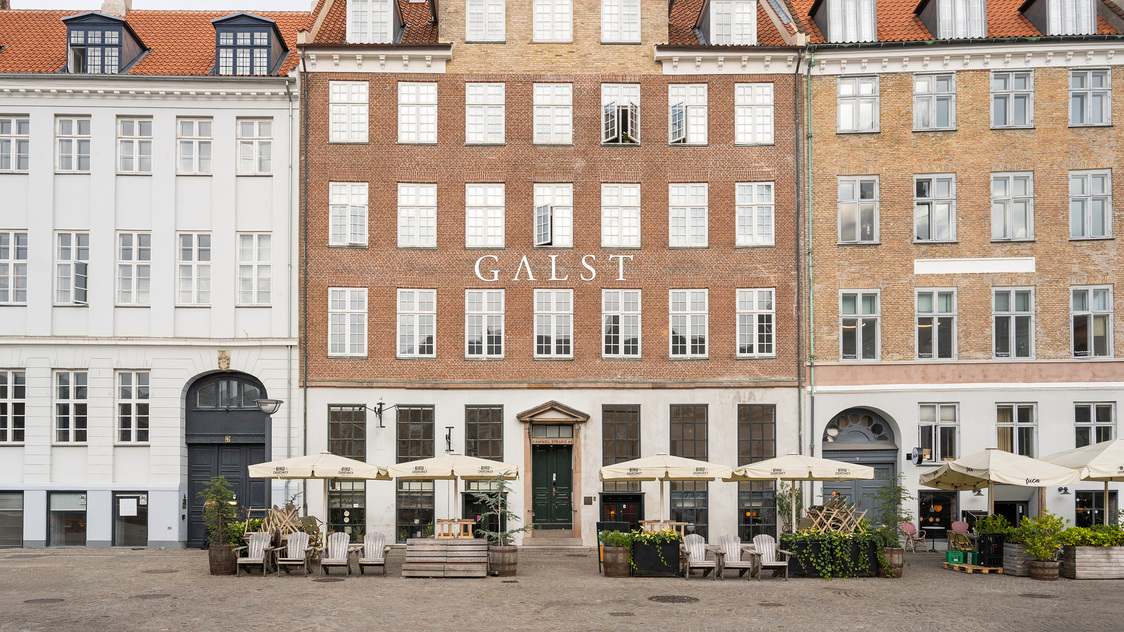 Facade til Gammel Strand 44, st. og 1. sal, 1205 København K | Billede til print