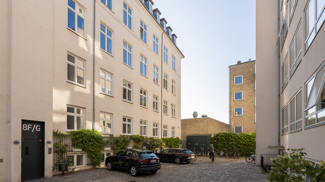Facade - Kigkurren 8F, st. | Billede til print