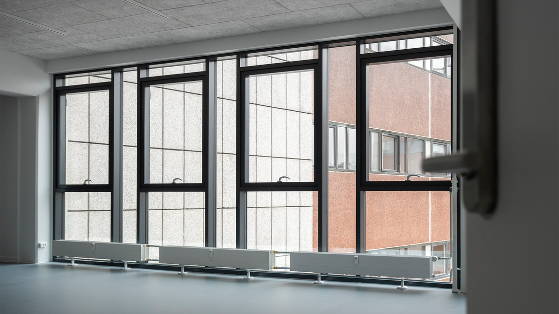 Udsigt til kontor på Esromgade 15, opg. 2, 3. sal, LM 2306, 2200 København N | Billede til print