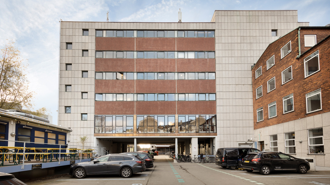 Facade til Esromgade 15, opg. 2, 3. sal, LM 2307, 2200 København N | Billede til print