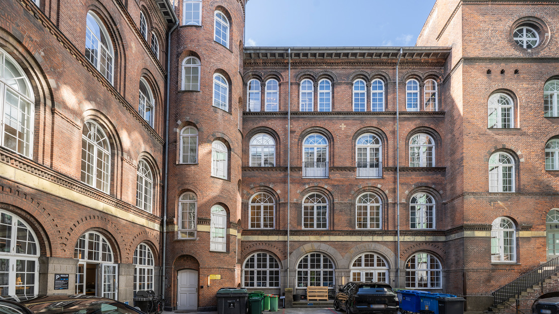 Gård til Rosenborggade 15-17, LM 8, 1130 København K | Billede til print